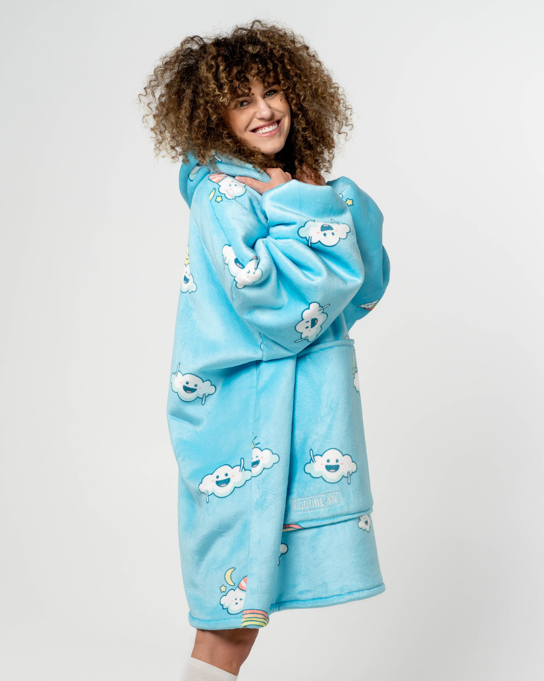 Linksmas Debesėlis hudis