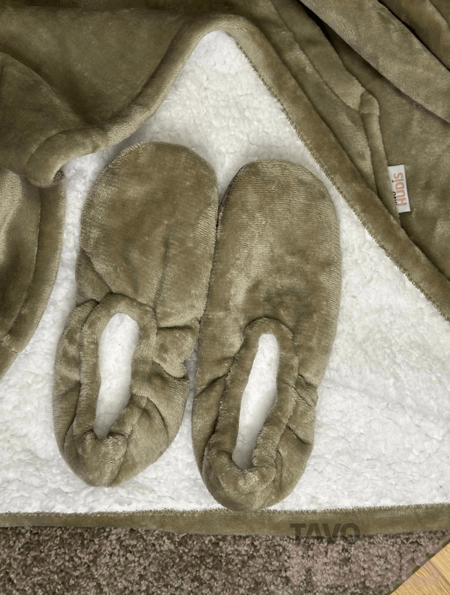 Chaki spalvos šlepetės