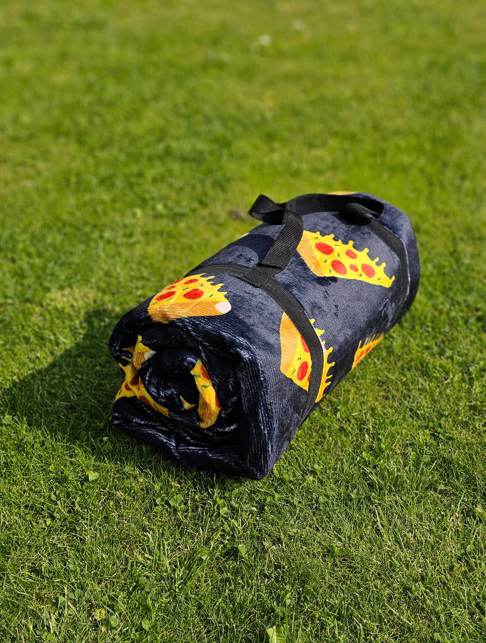 Juodas picų - pikniko pledas