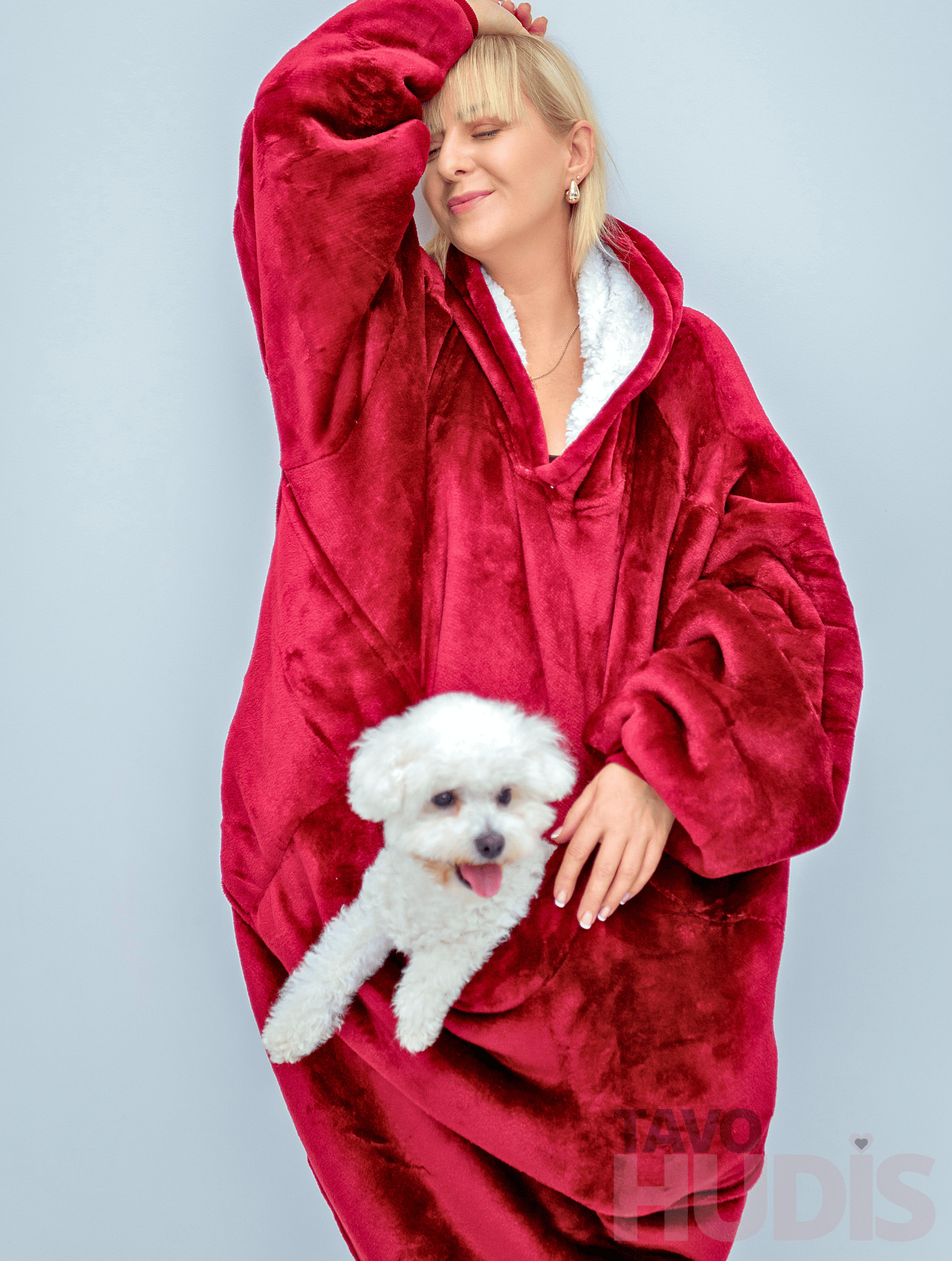 Raudonas kengūros hudis