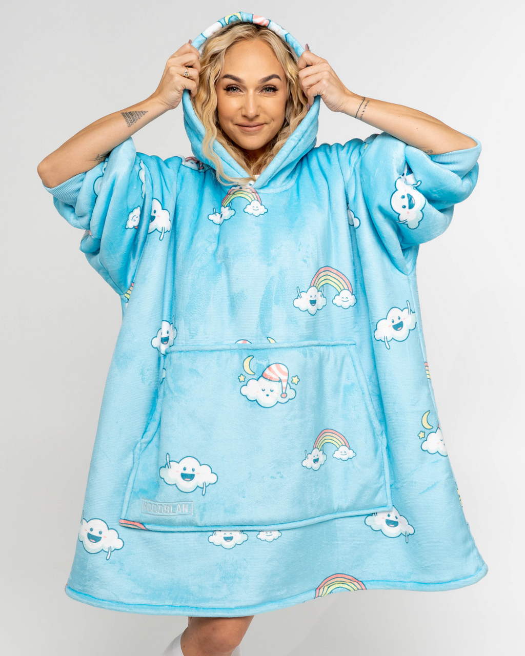 Linksmas Debesėlis hudis