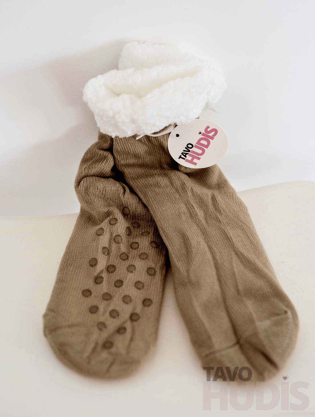 Chaki spalvos kojinės